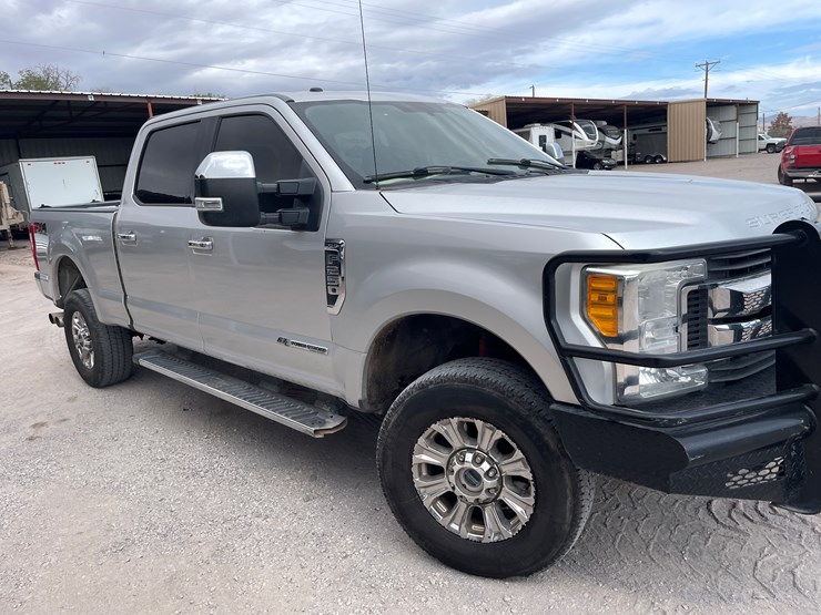 2017-ford-f250-image-4