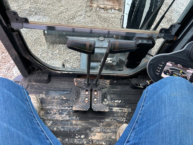 2023-bobcat-e60-image-24