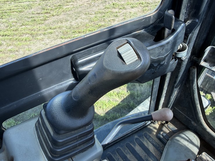 2020-bobcat-e55-image-15