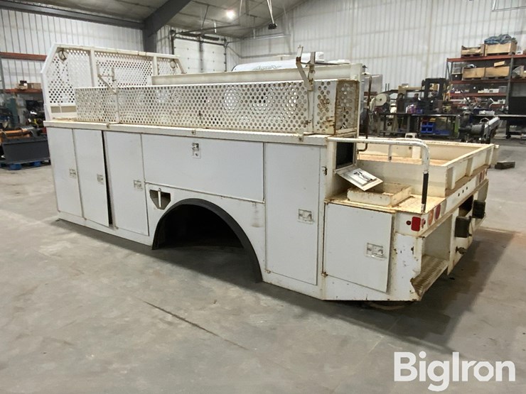 massey-ferguson-730-image-7