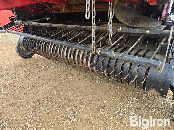 2009-case-ih-rb564-image-15