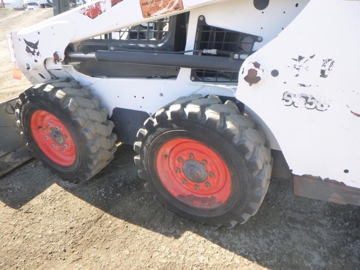 2018-bobcat-s550-image-27