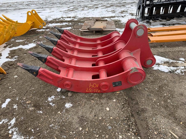 excavator-rake-image-2