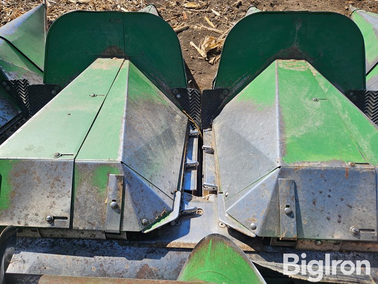 john-deere-444-image-16