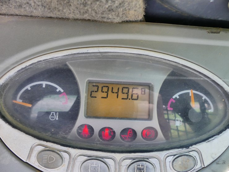 2009-bobcat-t190-image-16