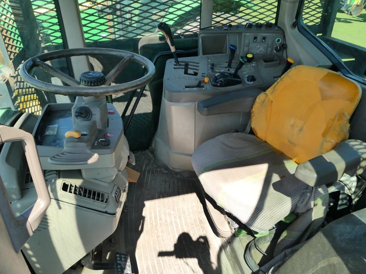 john-deere-7230-image-11