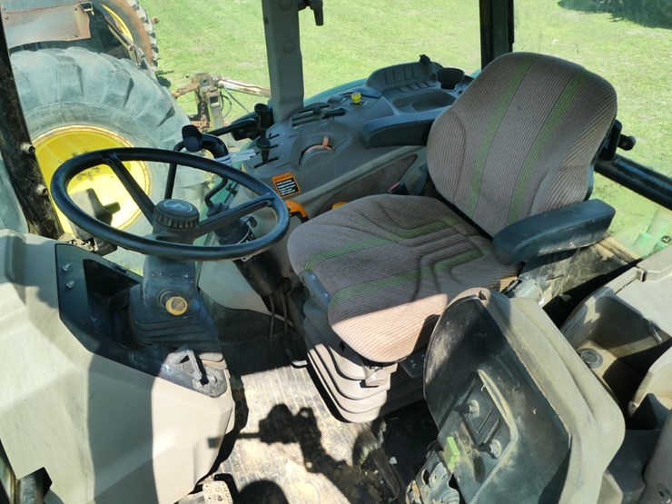 2015-john-deere-6130d-image-13