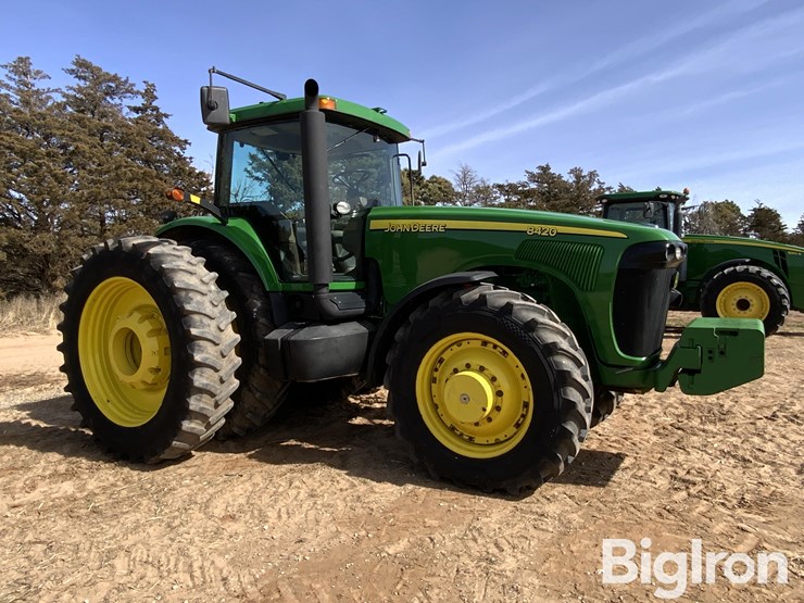 2003-john-deere-8420-image-3