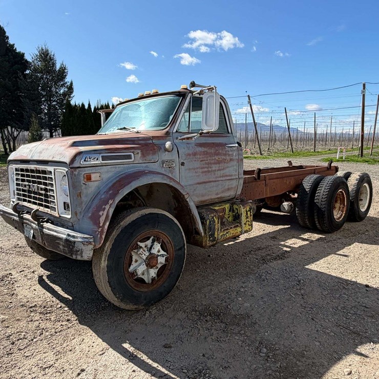 1969 GMC Dump Truck