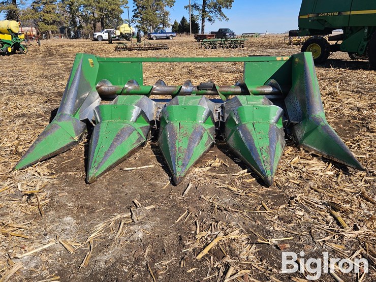 john-deere-444-image-2