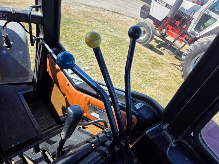 ih-5288-tractor-image-53