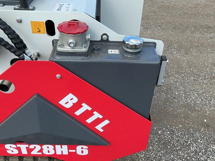 #1018-•-unused-2025-bttl-st28h-6-mini-skid-loader-image-20