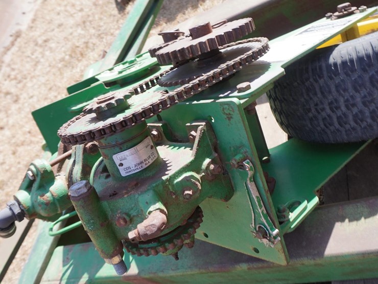 john-deere-1790-image-15