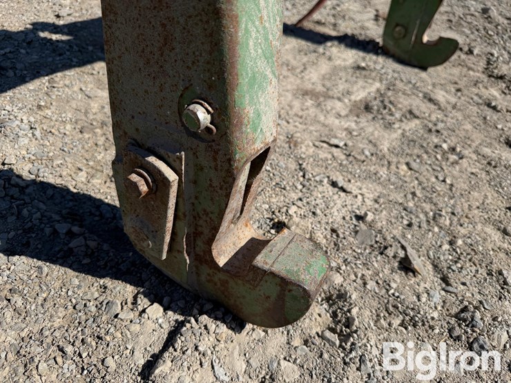 john-deere-8430-image-11