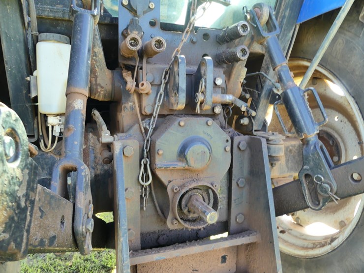 new-holland-t5070-image-6