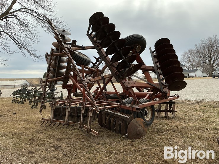 white-271-disk-image-5