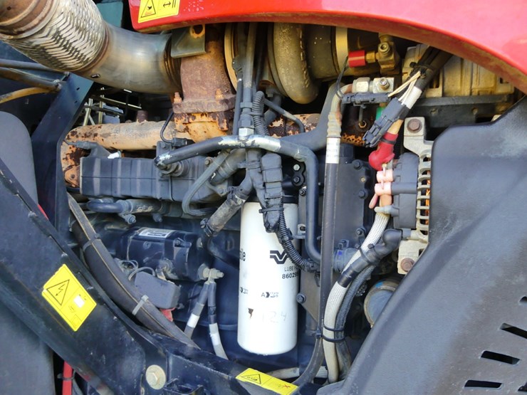 2017-versatile-260-image-11