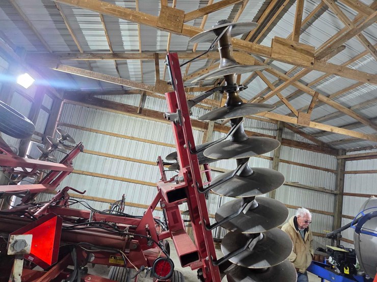 case-ih-3900-image-38