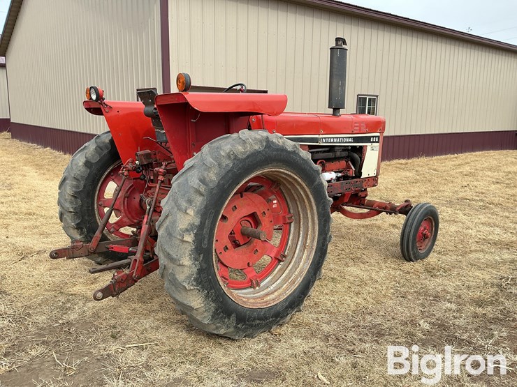 1980-international-686-image-5