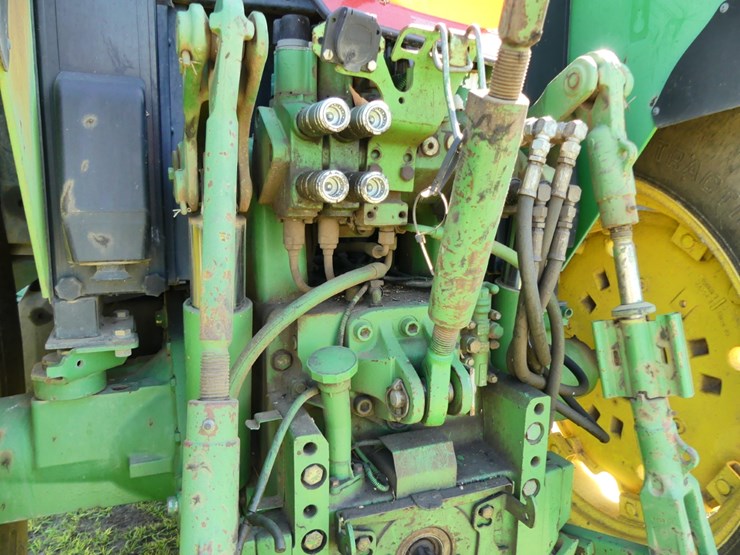 john-deere-6400-image-6