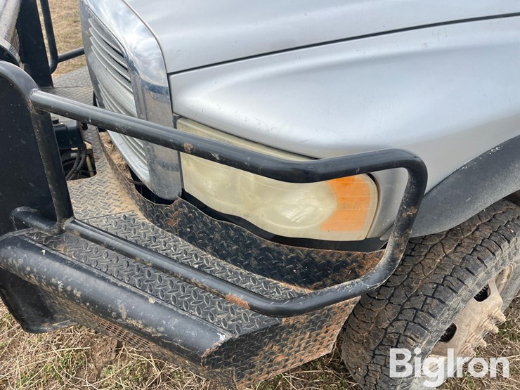 2004-dodge-3500-image-18