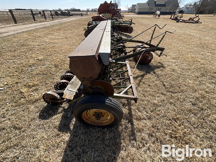 john-deere-14-image-4