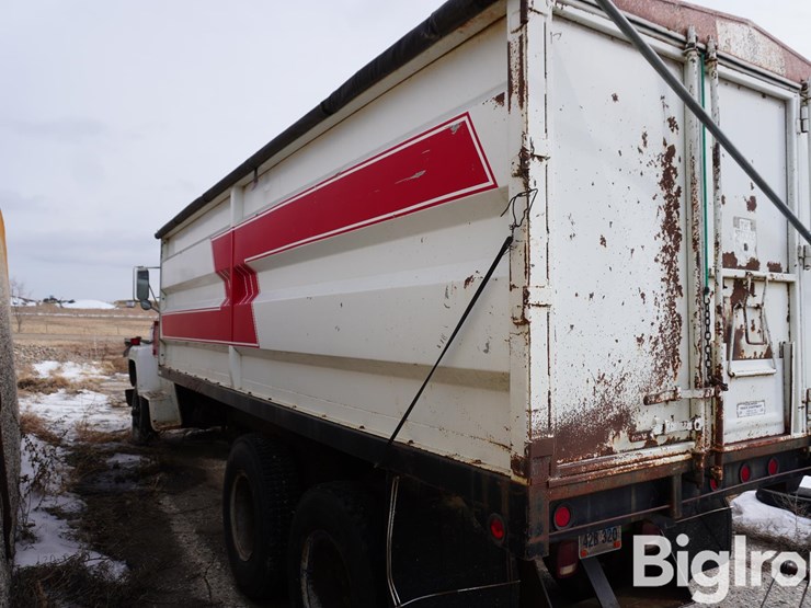 1982-ford-ln800-image-8