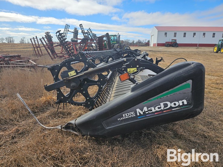 2012-mac-don-fd70-image-8