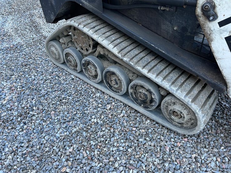 terex-ro70t-skid-steer-loader-image-12