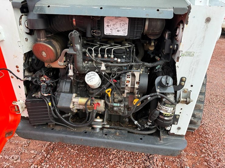 bobcat-t650-image-28