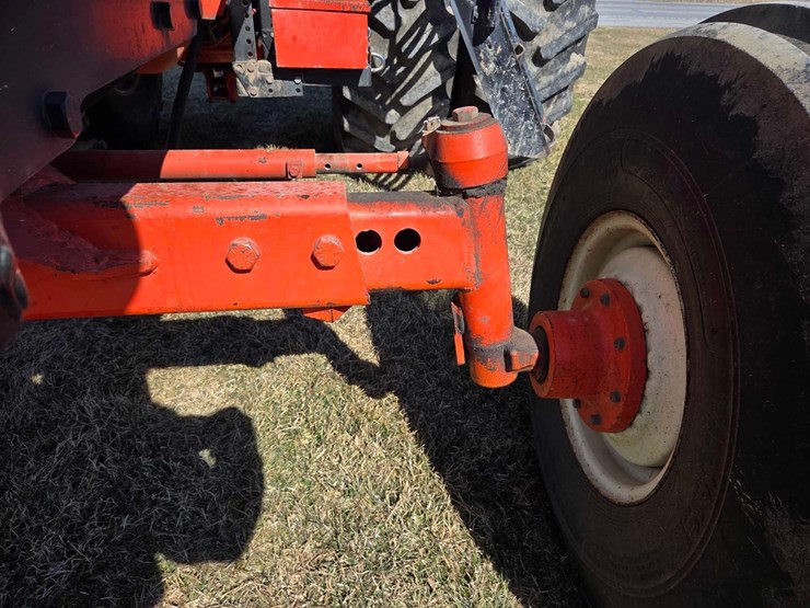 case-2290-tractor-image-24