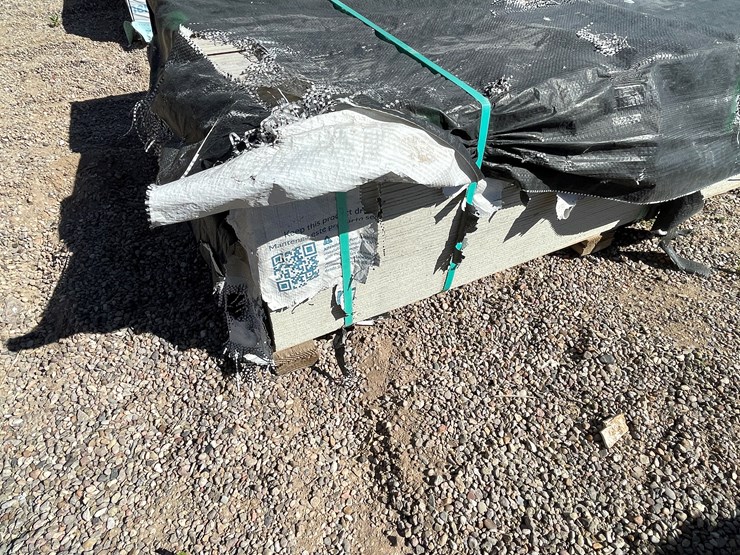 #4340-•-(appx.-180-pieces)-allura-unvented-fiber-cement-16"-soffit-bundle---primed-with-cedar-grain-texture-image-5