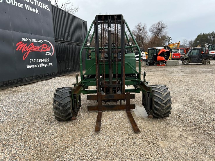 moffett-off-road-forklift-image-7