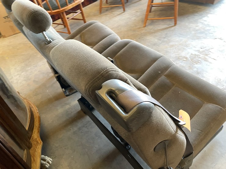 chevrolet-tahoe-image-7