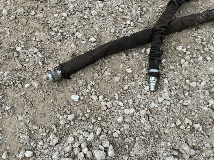 toro-mini-skid-steer-loader-concrete-mixer-image-4