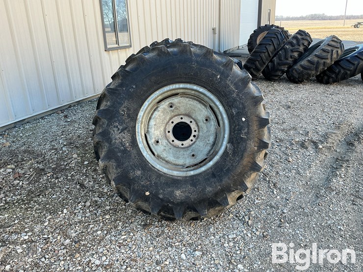 titan-16.9-24-irrigation-pivot-tires-and-rims-image-4