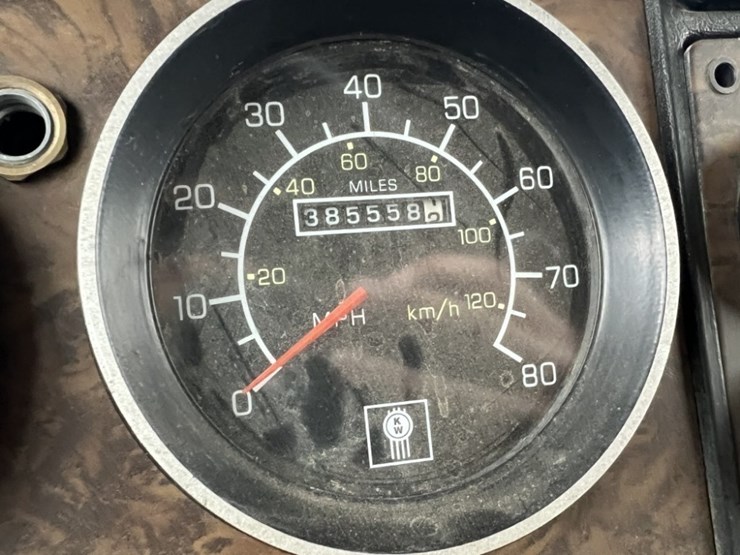 1997-kenworth-t800-image-27