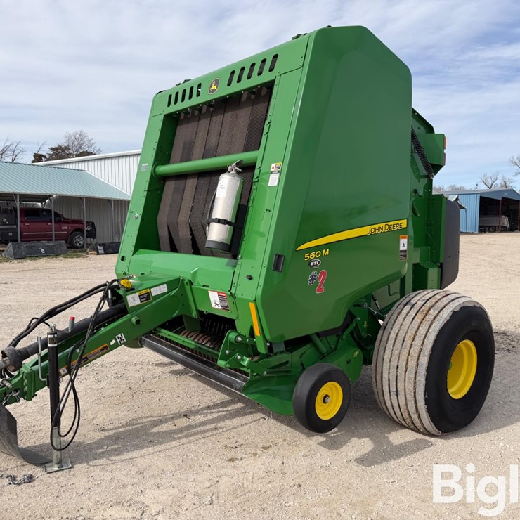 2023 JOHN DEERE 560M