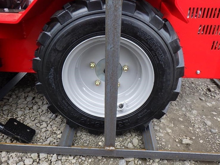 2026-agt-sda-140w-skid-steer-loader-image-9