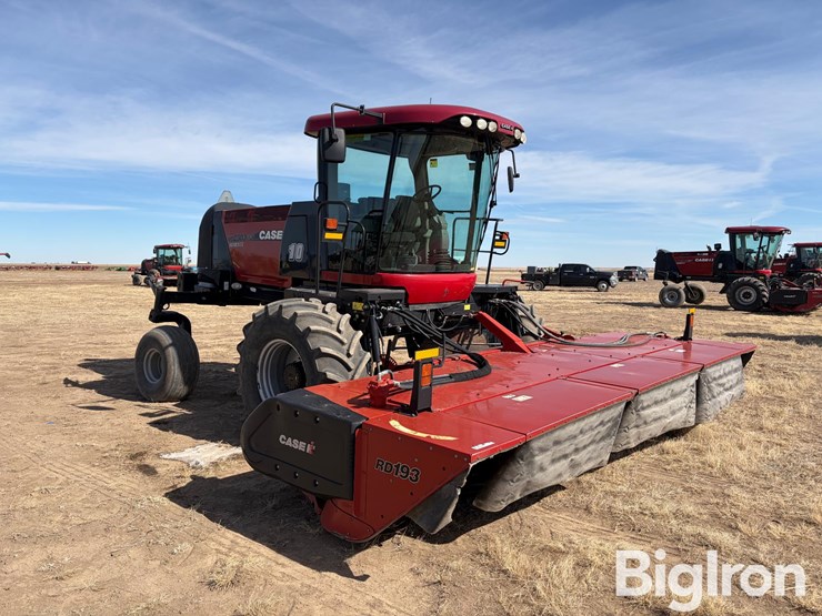 2014-case-ih-wd2303-image-4