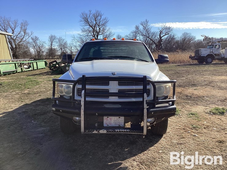 2005-dodge-ram-3500-image-2