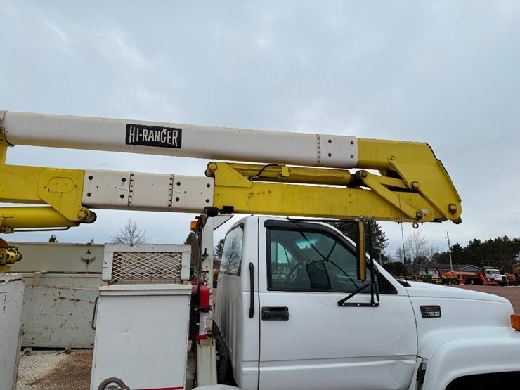 caterpillar-3126-image-36