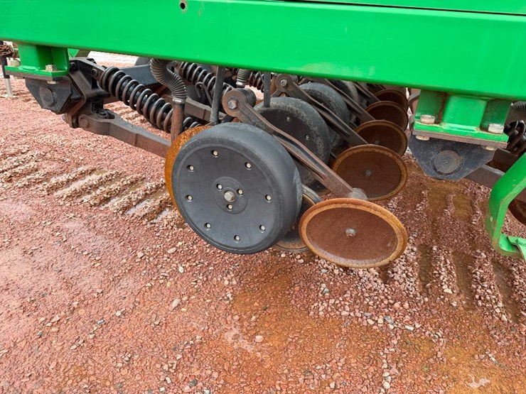 john-deere-1560-image-39