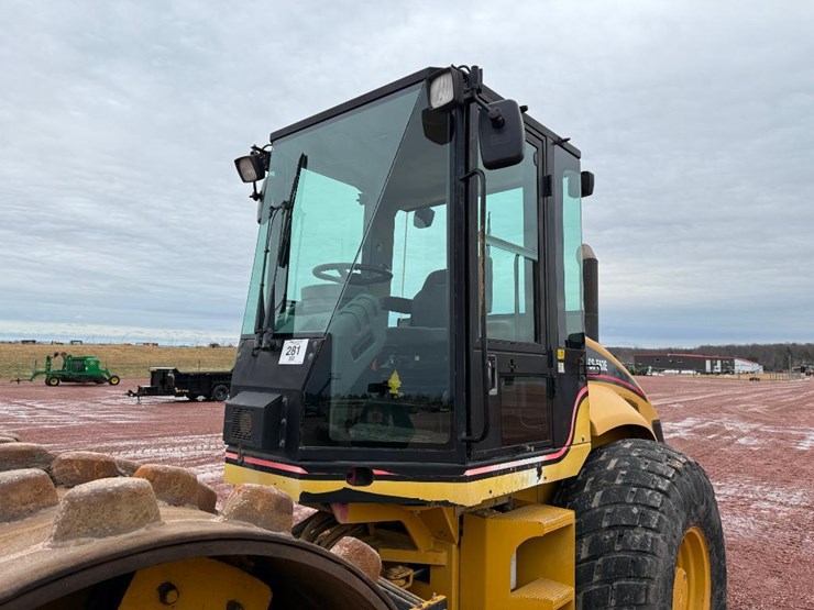 caterpillar-cs-563e-image-14