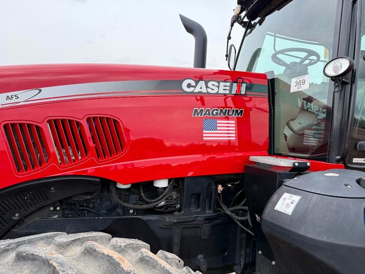 case-ih-magnum-180-image-29