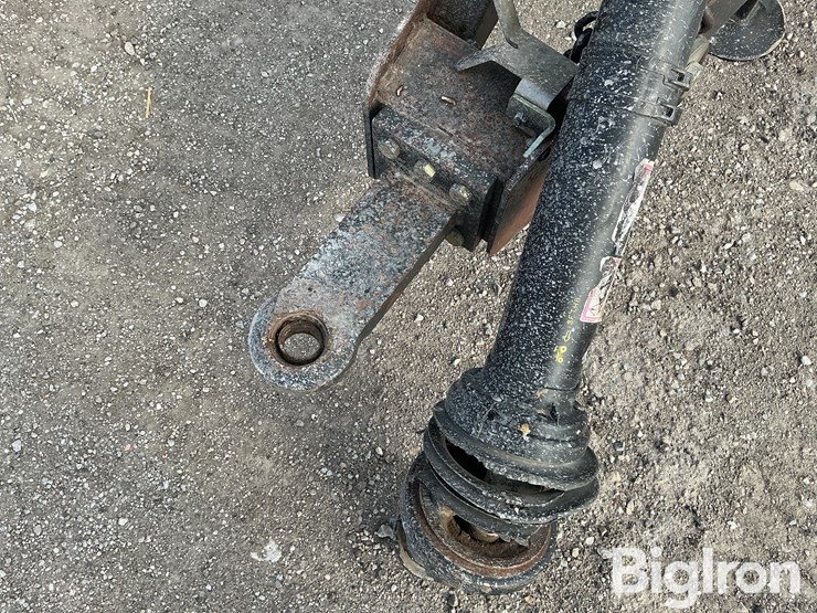 2013-new-holland-330-image-9