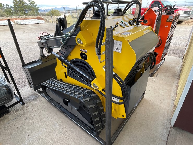 #4310-•-unused-2026-mini-skid-steer-loader-image-4