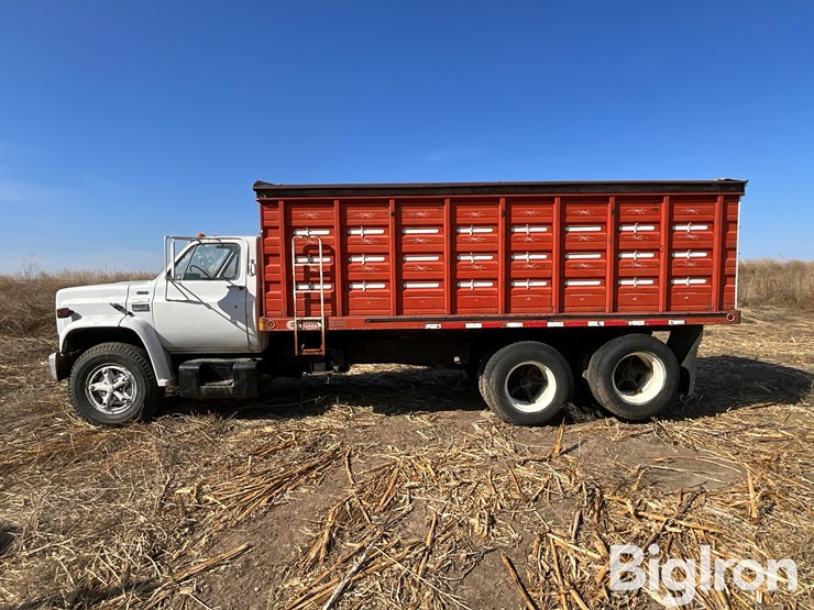 1979-gmc-sierra-6000-image-8