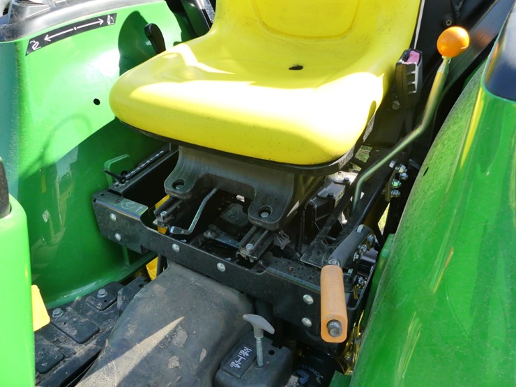 john-deere-3025e-image-10