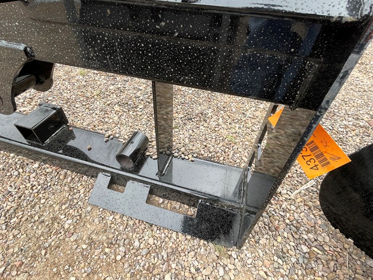 #4373-•-unused-2026-wolverine-pallet-fork-frame-attachment-image-9